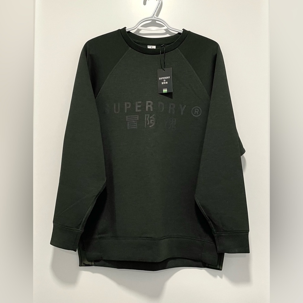 NEW Superdry Training Graphic Oversized Crew Sweatshirt (size XS)